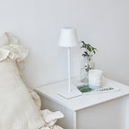 Vesta Cordless Metal Table Lamp (15")