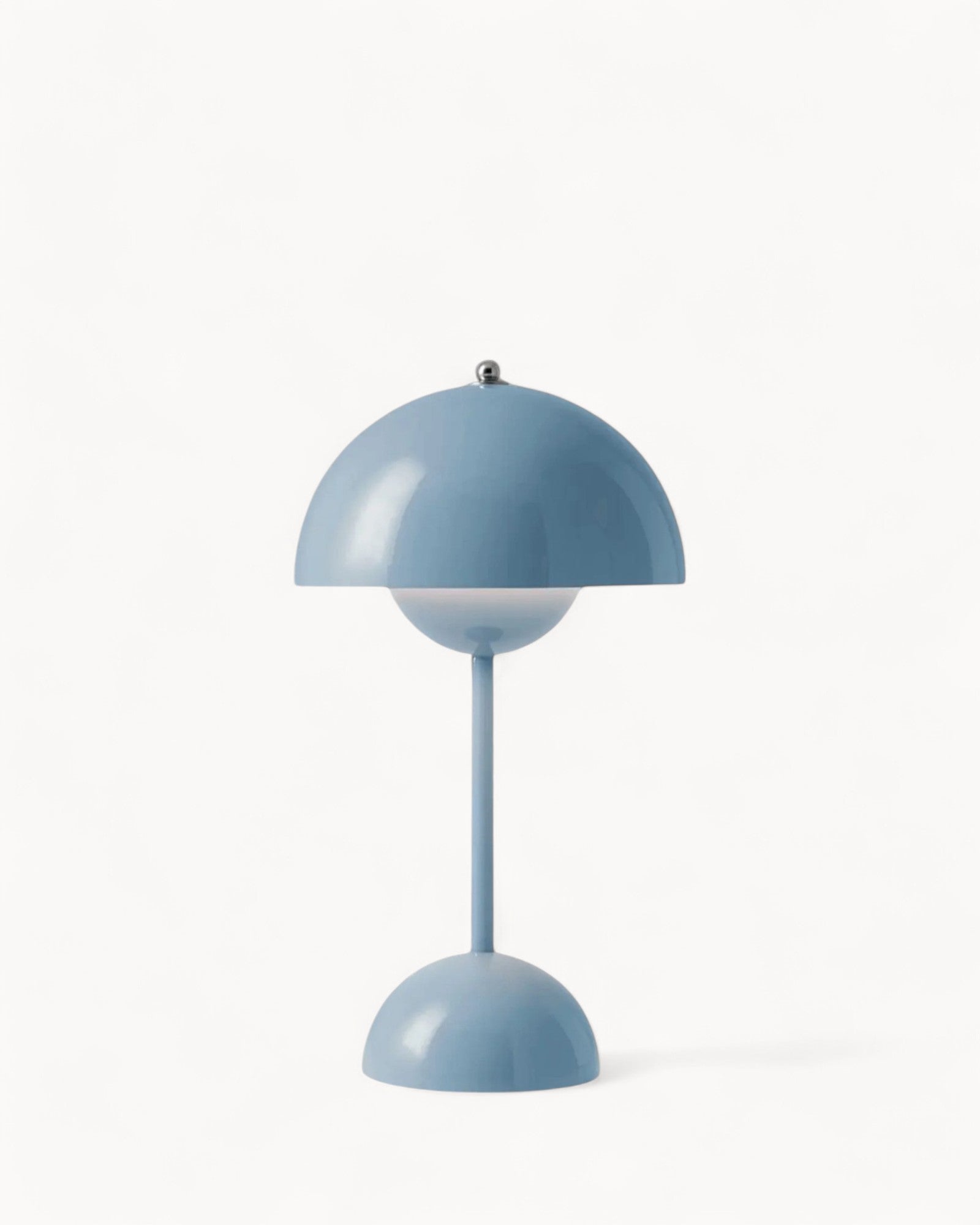 NordLight Scandinavian Table Lamp (11")