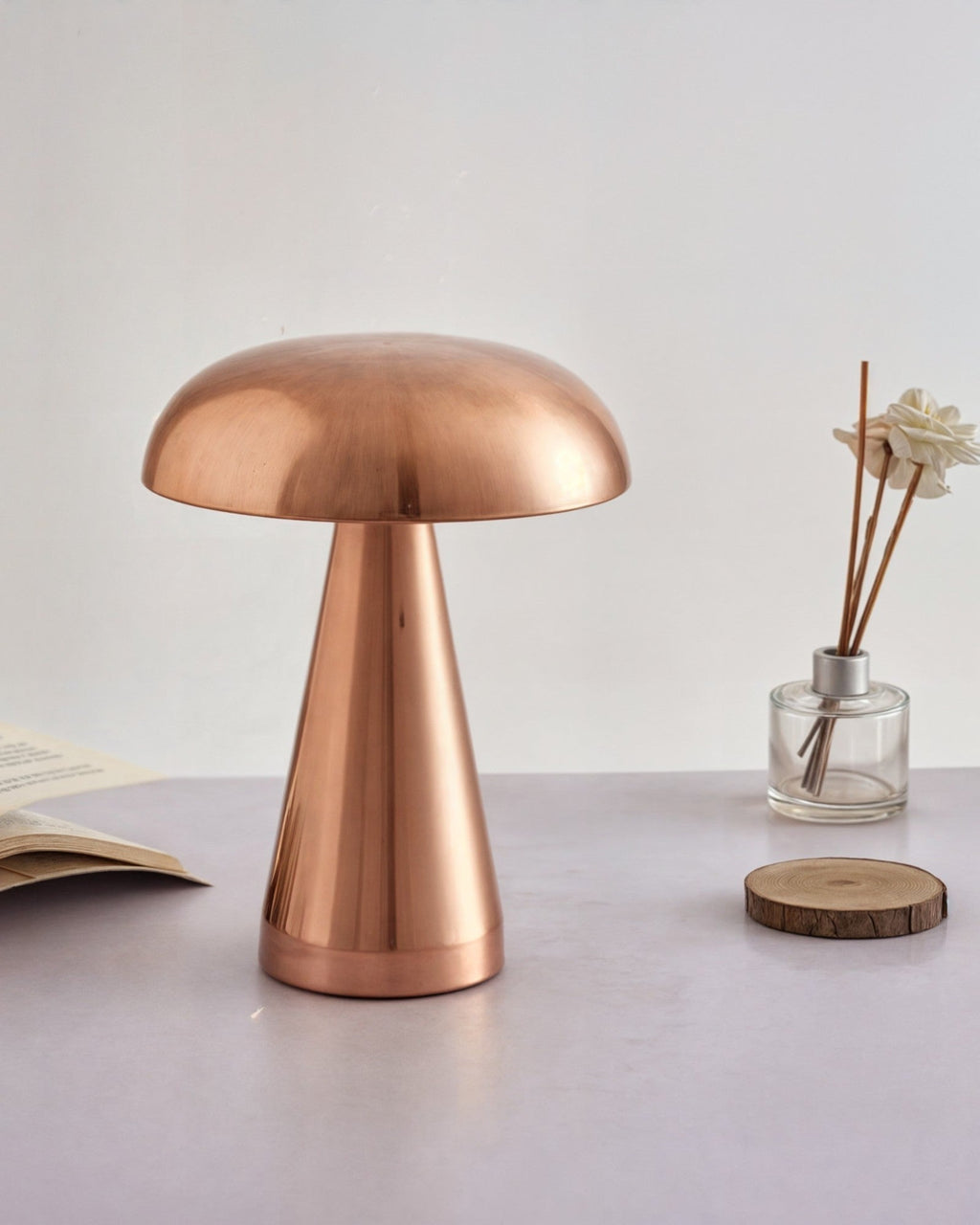 LumaLite Cordless Table Lamp
