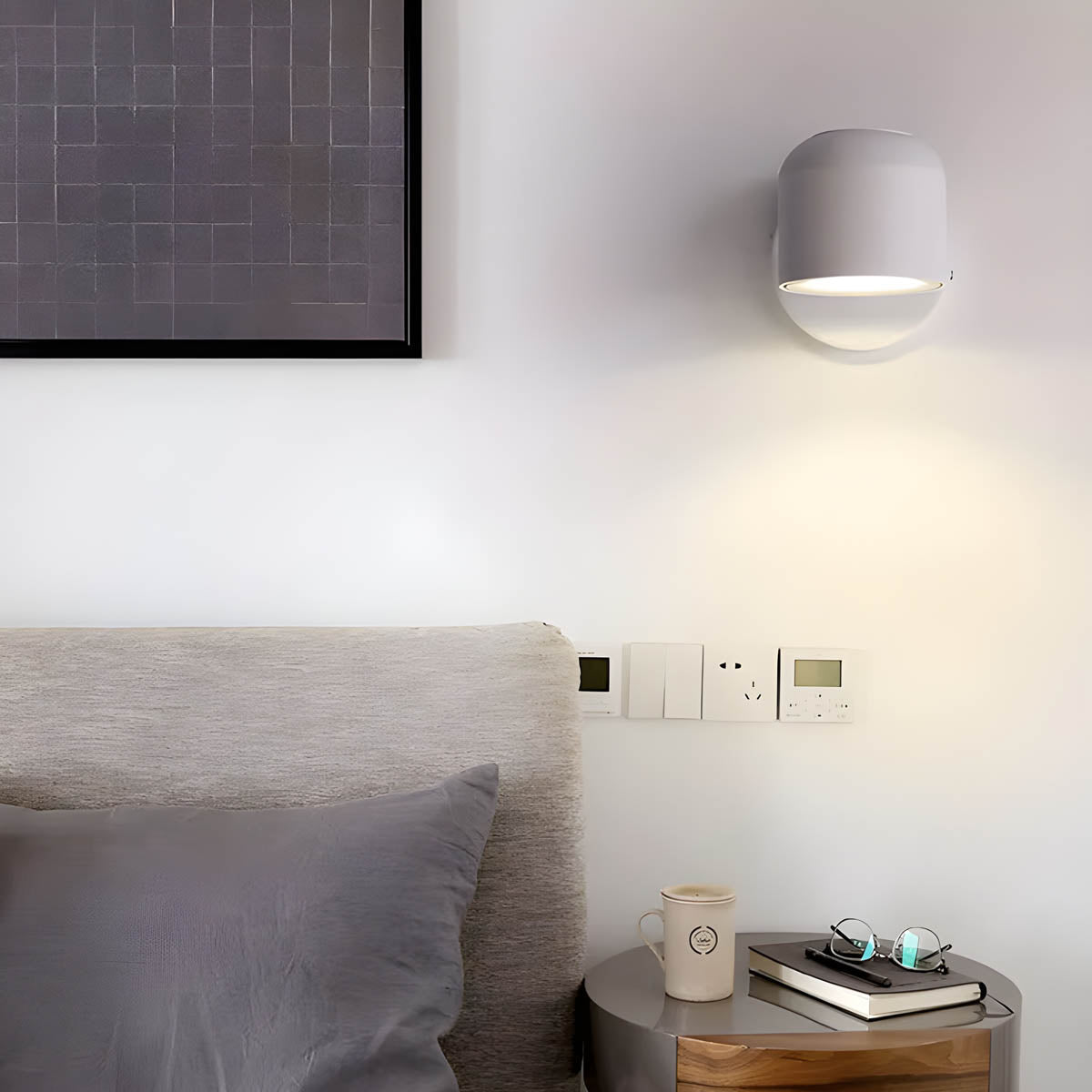 LumiFlex Rotatable Wall Sconce