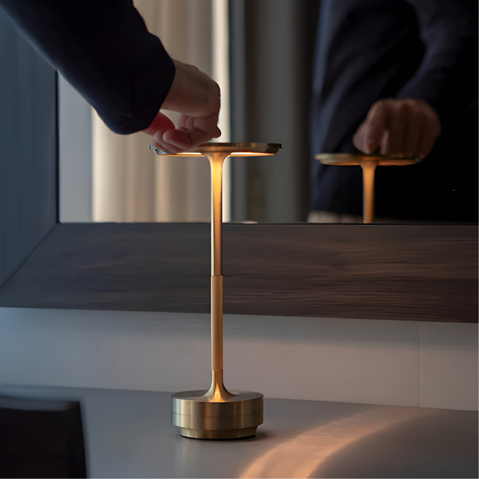 GlowLite Wireless Table Lamp - view 4