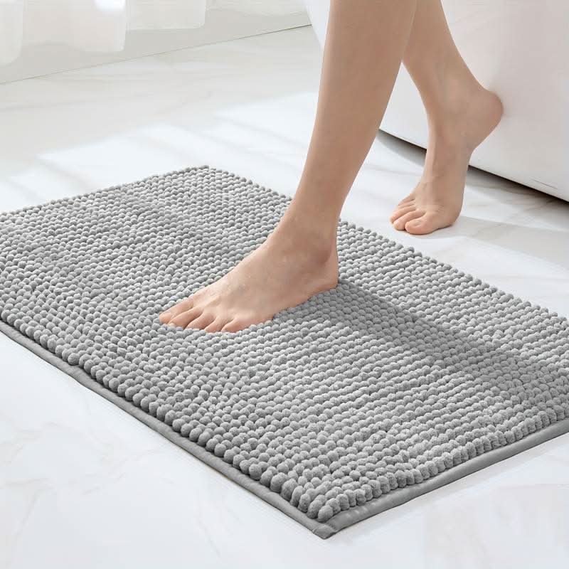 SoftDry Chenille Bath Mat