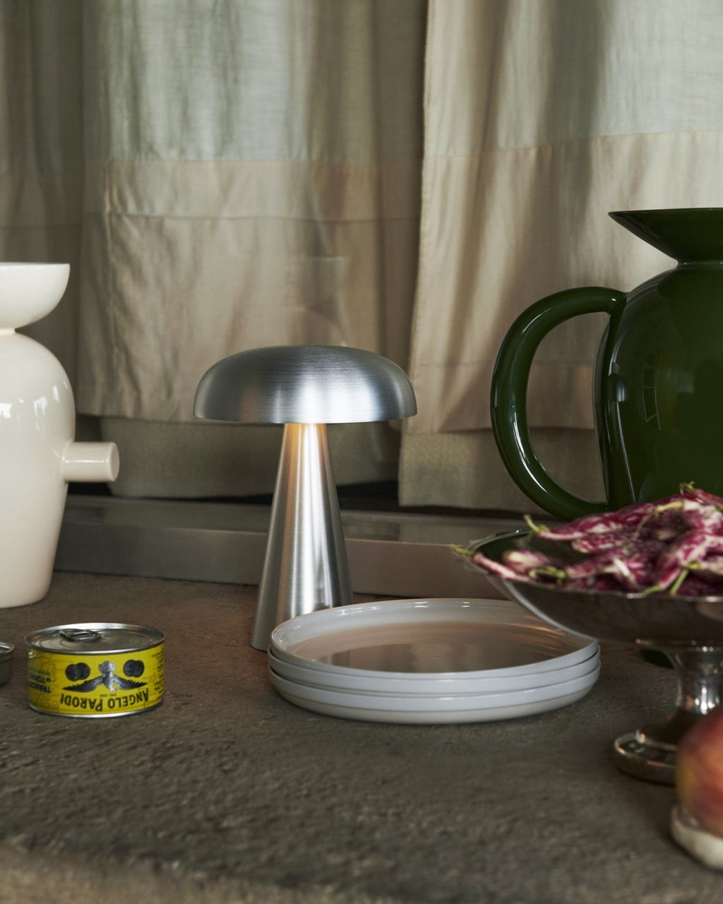 LumaLite Cordless Table Lamp