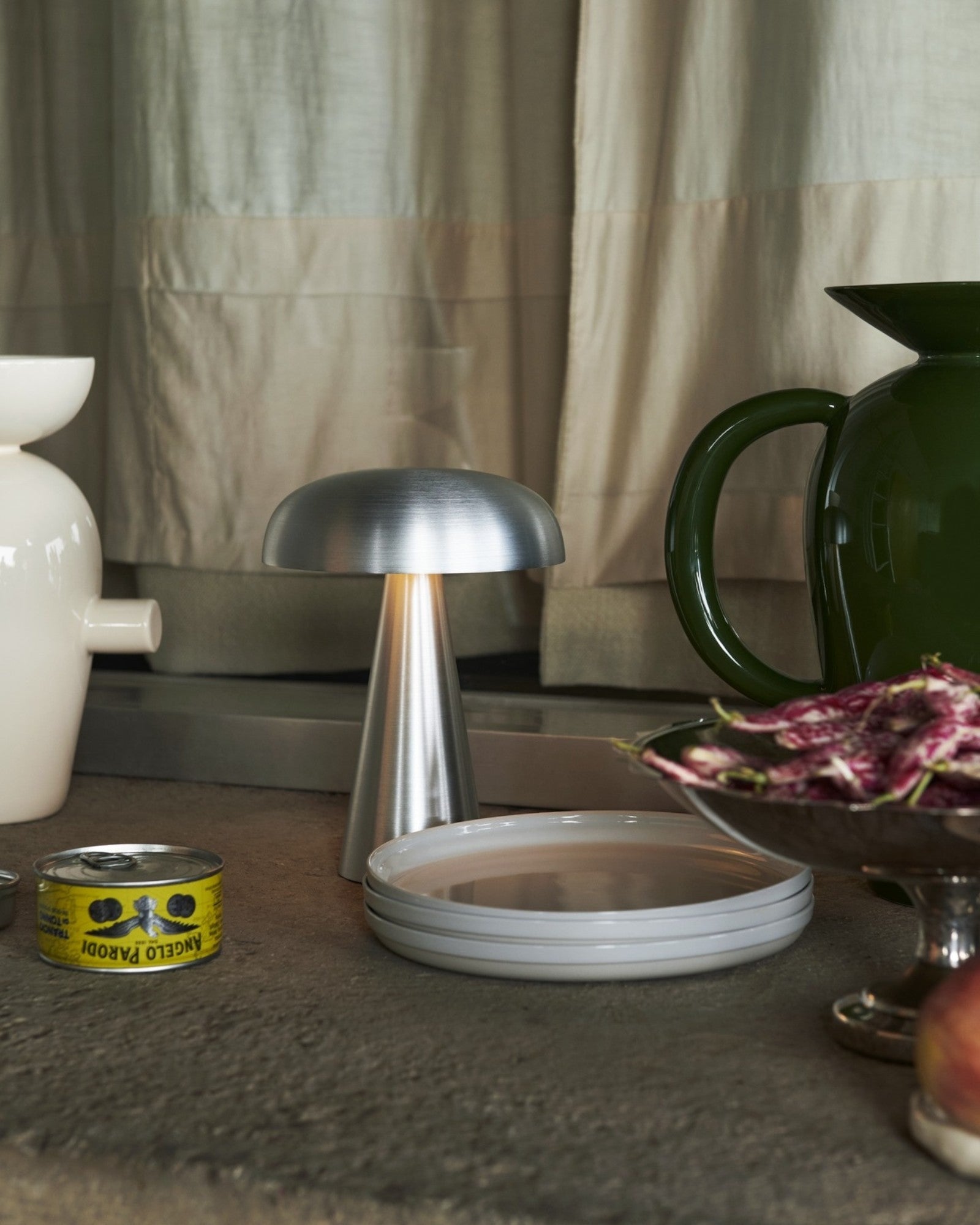 LumaLite Cordless Table Lamp