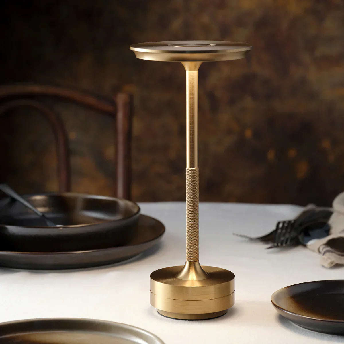 SavoyLuxe Premium Table Lamp - view 5