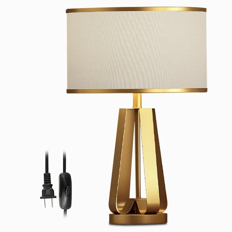 Atlas Brass Geometric Table Lamp (22")