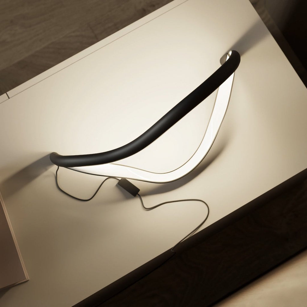 Hera Minimalist Table Lamp