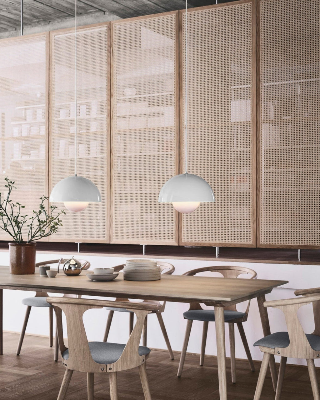 LoftElegance LED Pendant (9")
