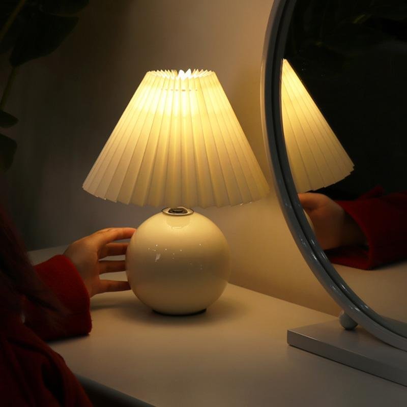White Ceramic Pleated Table Lamp - view 5