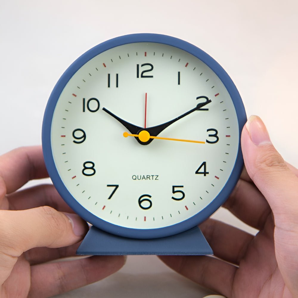 Alarm Clock Silent Quartz Vintage Table Clock - LivingLX
