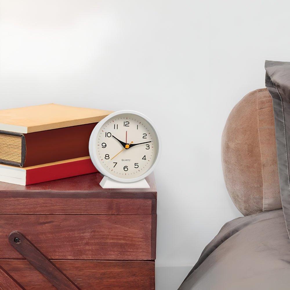 Alarm Clock Silent Quartz Vintage Table Clock - LivingLX