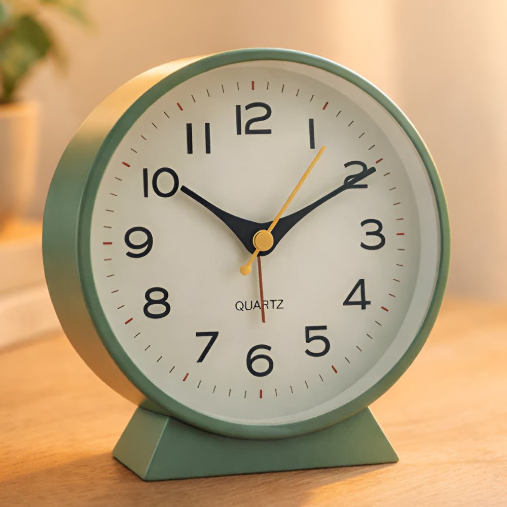 Alarm Clock Silent Quartz Vintage Table Clock - LivingLX