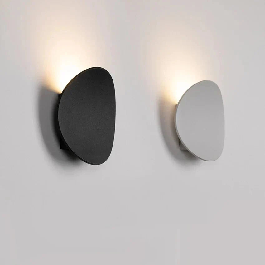 Frida Modern Wall Lamp - view 3