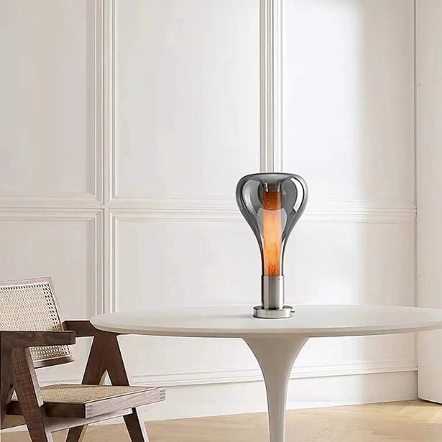 LavaGlow Artistic Table Lamp - view 2