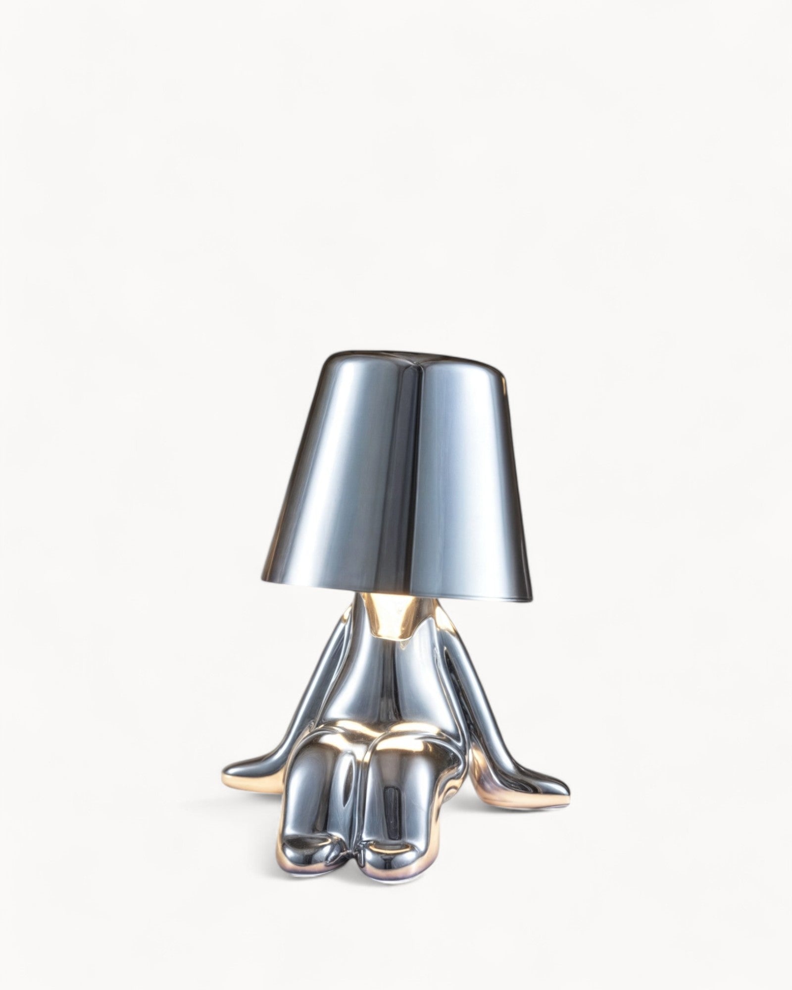 GleamTouch – Gold-Colored USB-Rechargeable Table Lamp, Dimmable and Compact - LivingLX