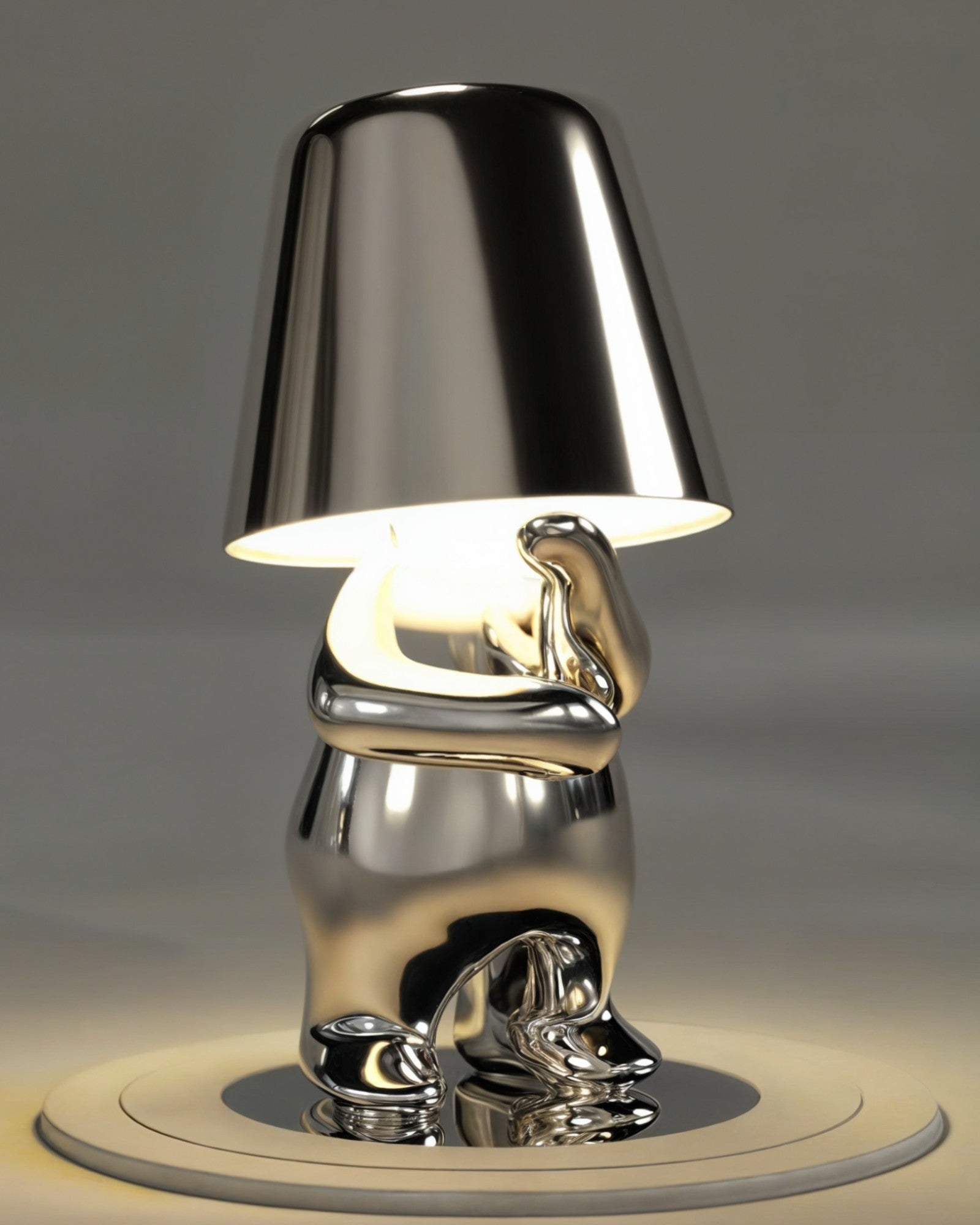 GleamTouch – Gold-Colored USB-Rechargeable Table Lamp, Dimmable and Compact - LivingLX