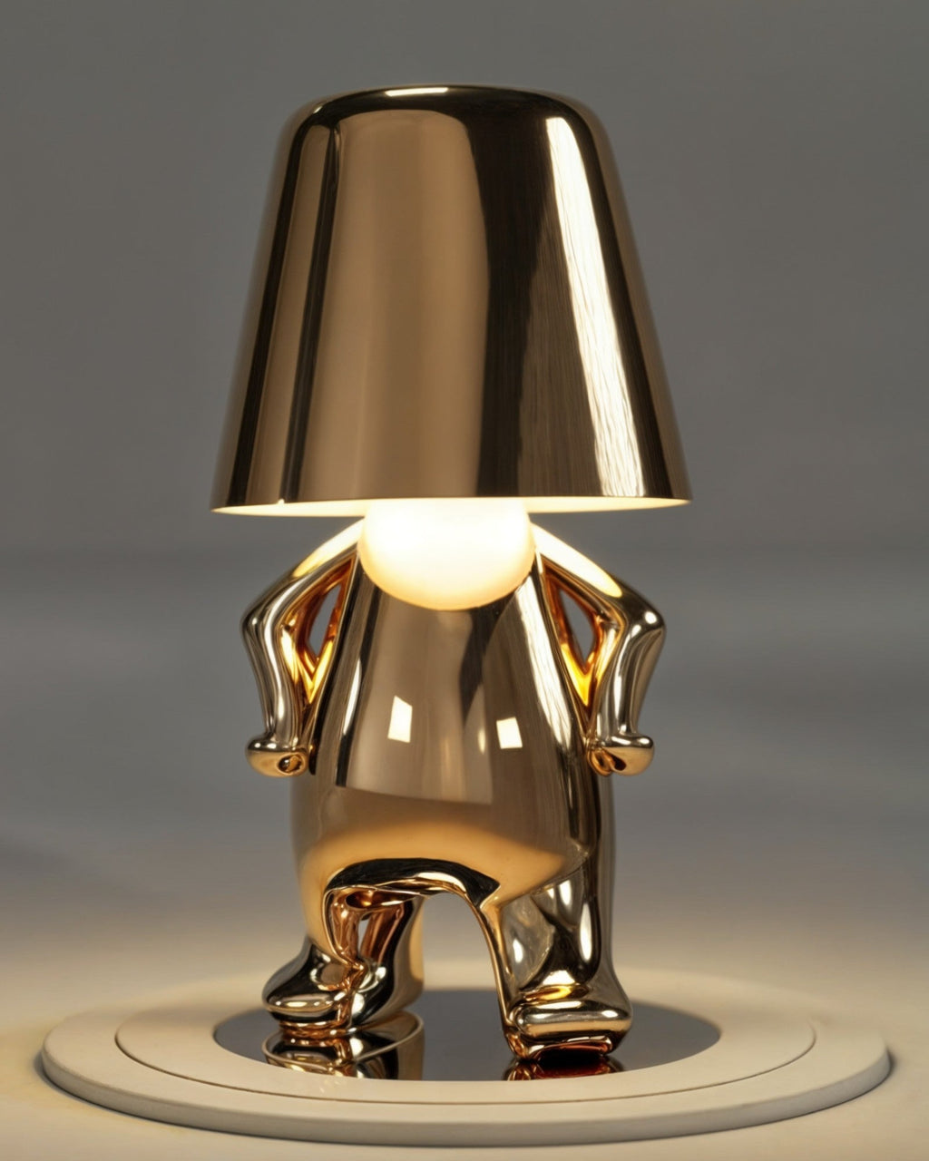 GleamTouch – Gold-Colored USB-Rechargeable Table Lamp, Dimmable and Compact - LivingLX