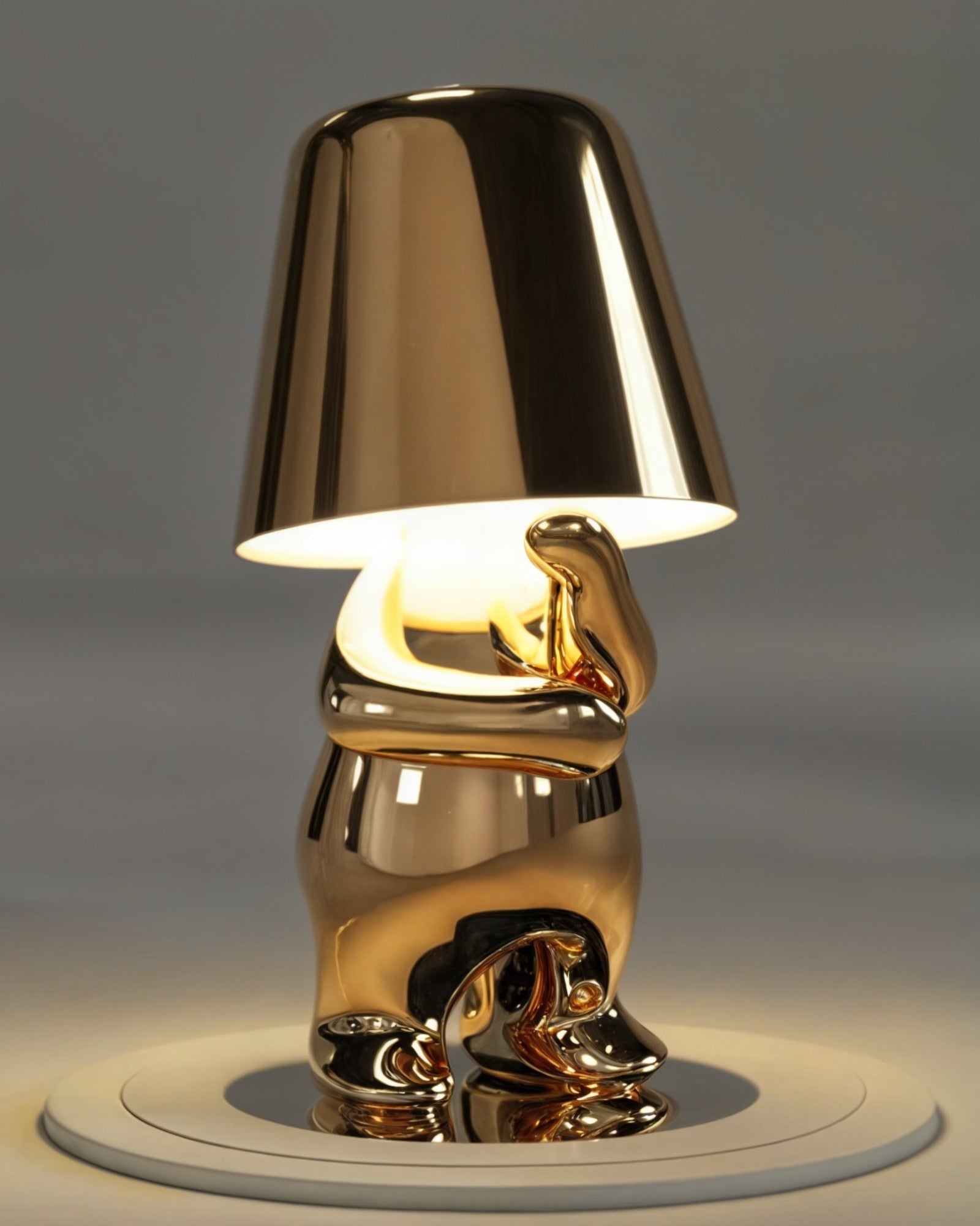 GleamTouch – Gold-Colored USB-Rechargeable Table Lamp, Dimmable and Compact - LivingLX