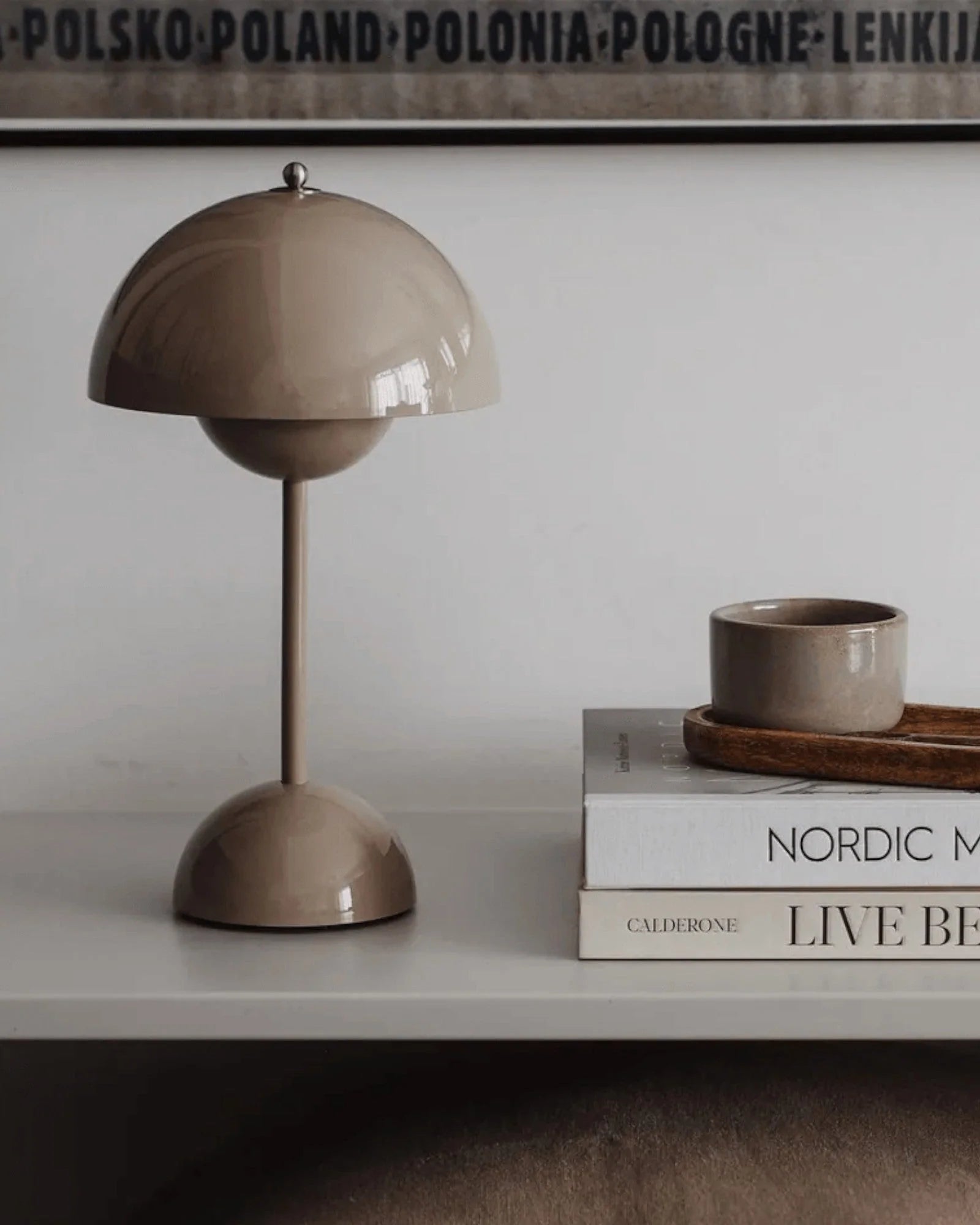 NordLight Scandinavian Table Lamp (11")