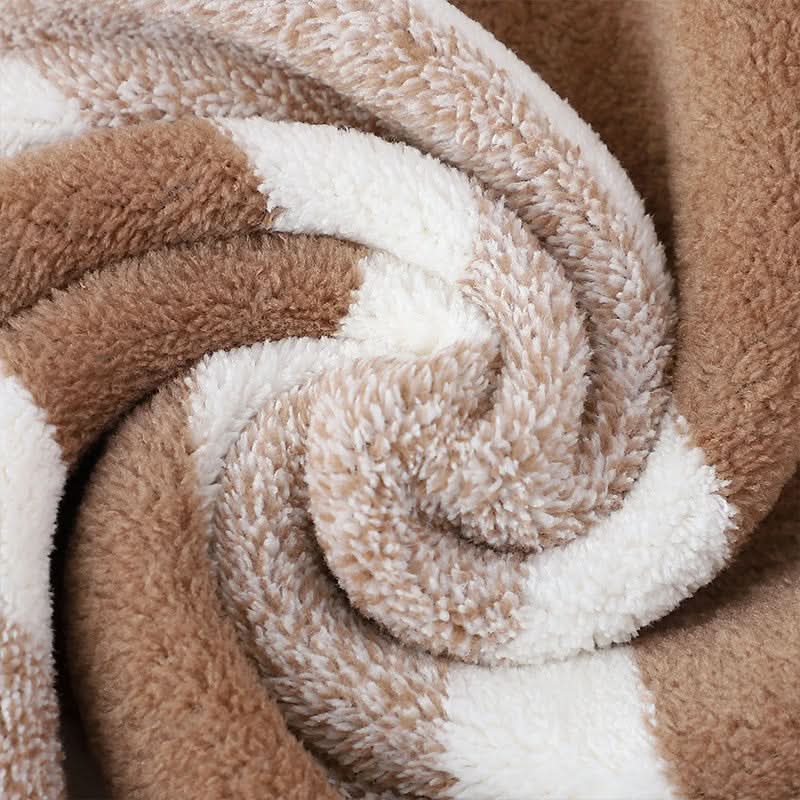 LuxeCoral 8-Piece Towel Set - LivingLX