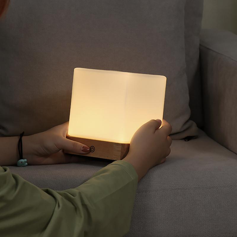Bloc Wood Cube Table Lamp (6")